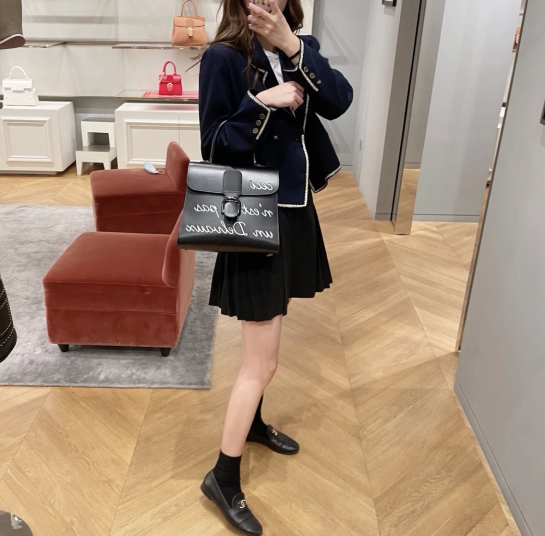 델보 레터링 브리앙 박스백 미듐